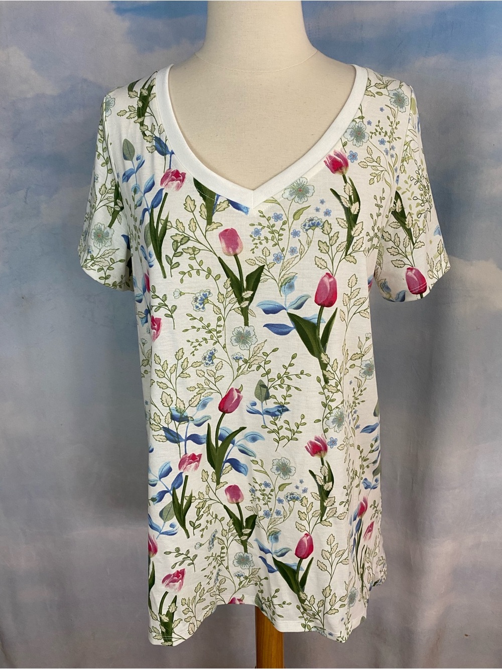 LuLaRoe White V-Neck Christy Top with Pink & Green Floral Print Size Large